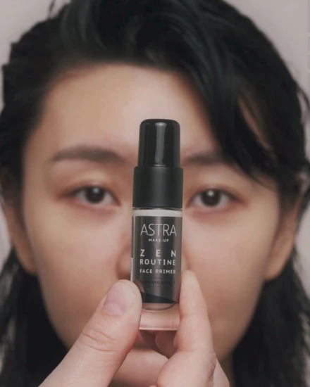 Astra Zen Routine Face Primer Glowing Effect