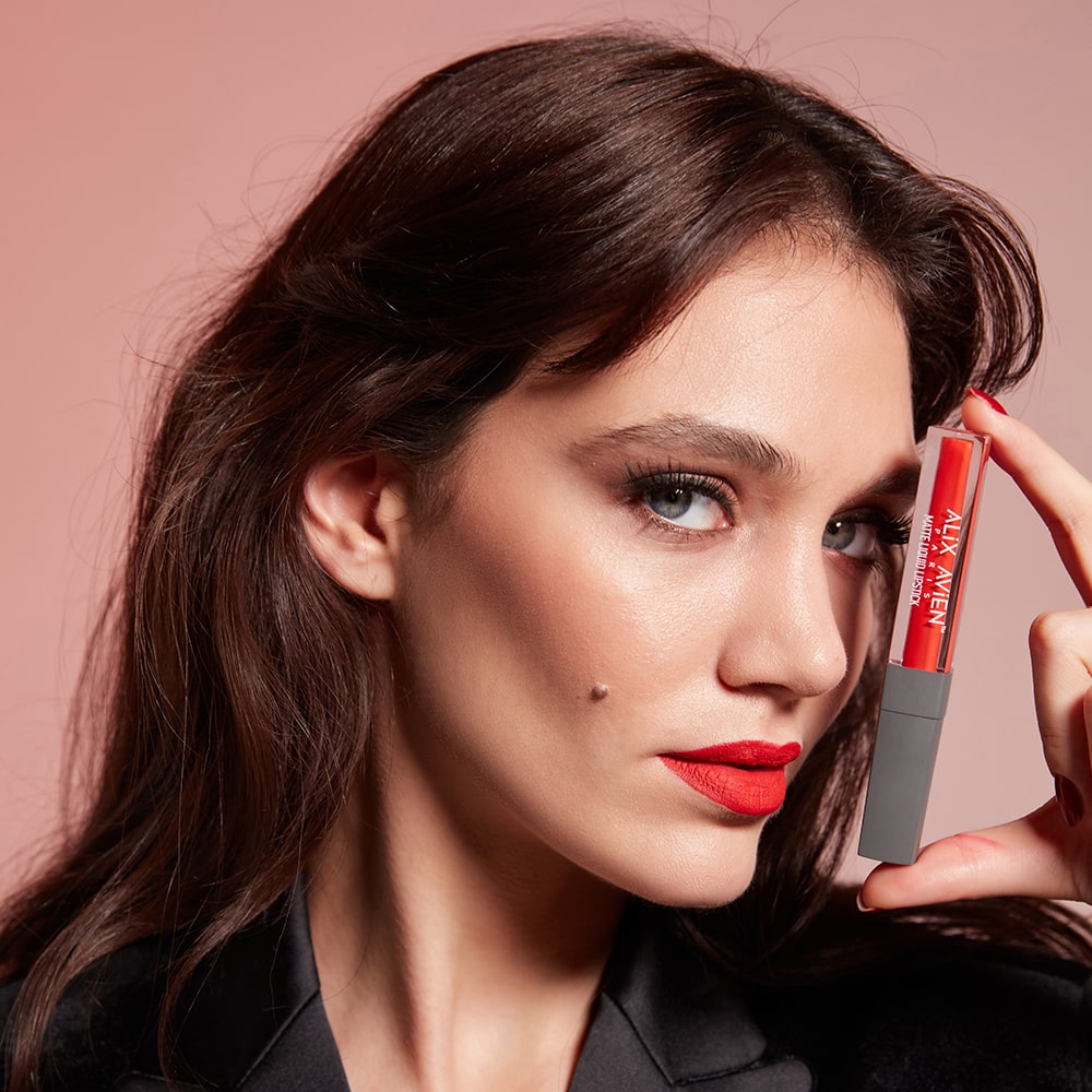 Alix Avien Matte Liquid Lipstick - Shade - 504 Spicy Terracotta