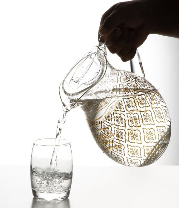 2100ML Alyssa Acrylic Jug 1X6